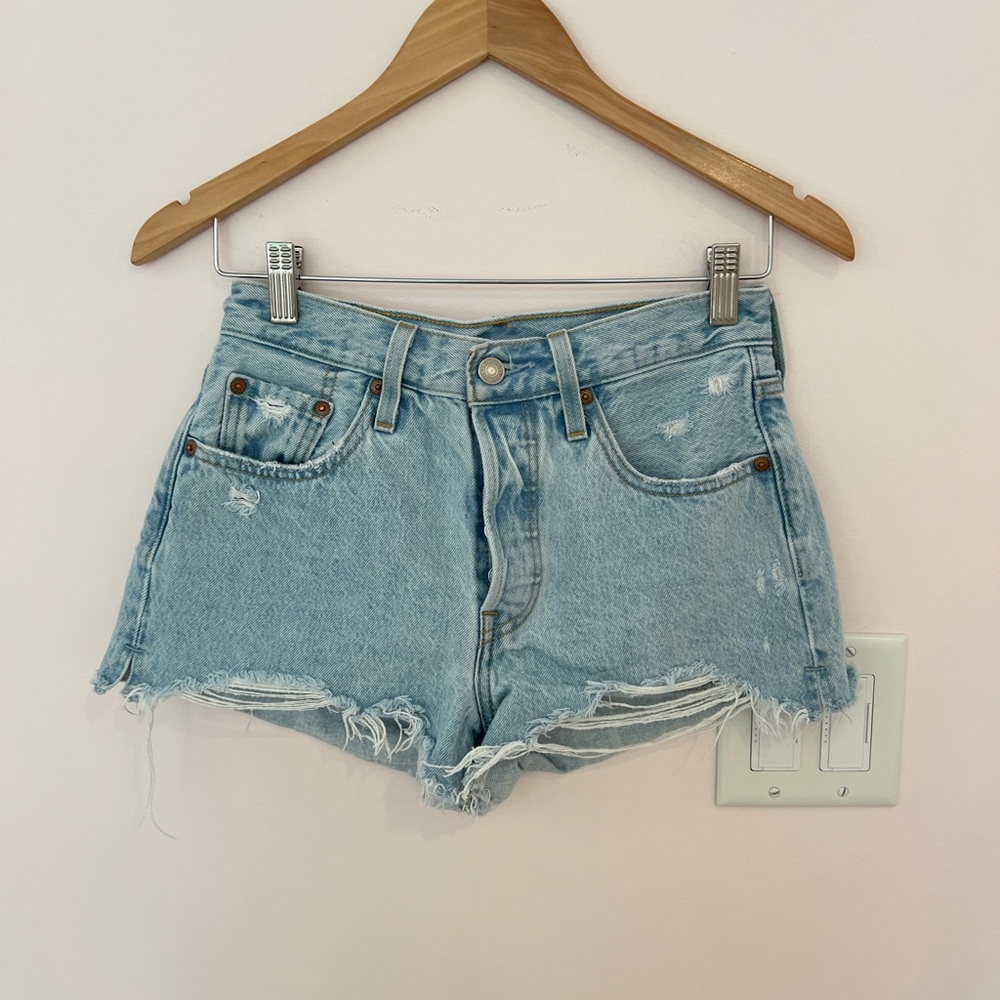 Levi’s 501 denim shorts